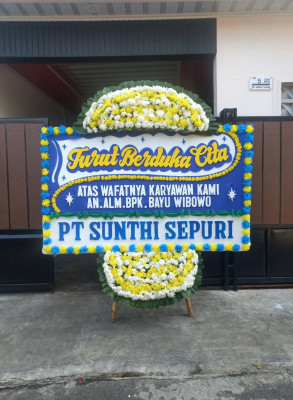 Papan Bunga Duka di Tigapanah