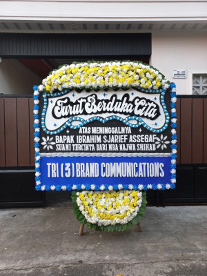 Papan Bunga Duka di Tigapanah